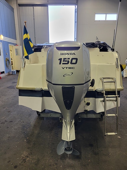 Uttern D55 Exclusive 8 of 11