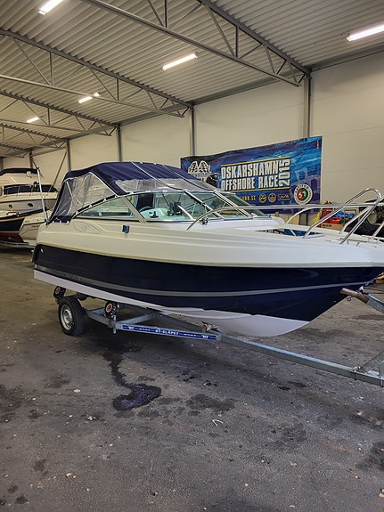 Uttern D55 Exclusive 11 of 11