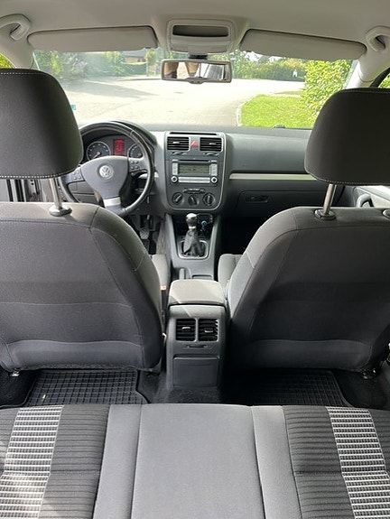 Volkswagen Golf V 7 of 13