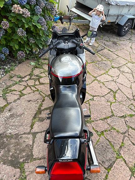 Suzuki Gsx1100f 6 of 6