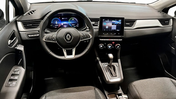 Renault Captur 9 of 24