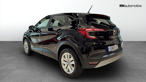 Renault Captur 3 of 24
