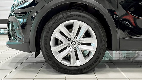 Renault Captur 8 of 24