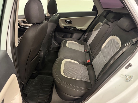 Kia Ceed 9 of 12