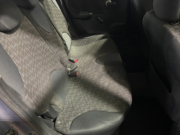 Nissan Note 6 of 6