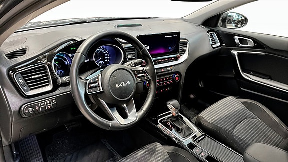 Kia Ceed 9 of 24
