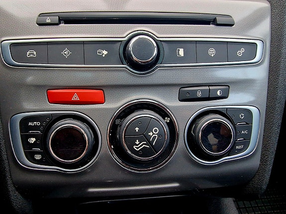 Citroen C4 25 of 26