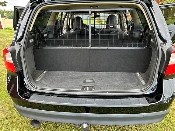 Volvo V70 5 of 7