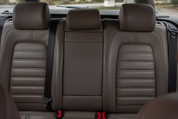 Volkswagen Passat 15 of 23