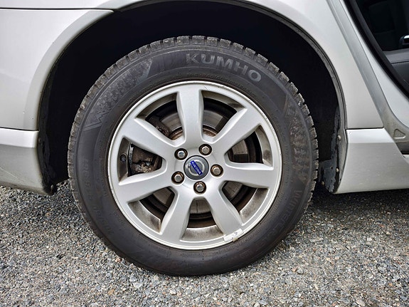 Volvo V70 14 of 16