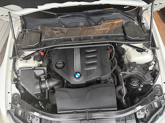 BMW 320d 9 of 9