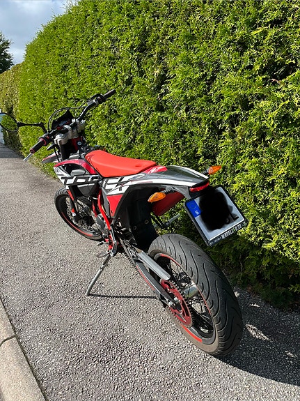 Beta RR 50 Motard Track 6 of 6