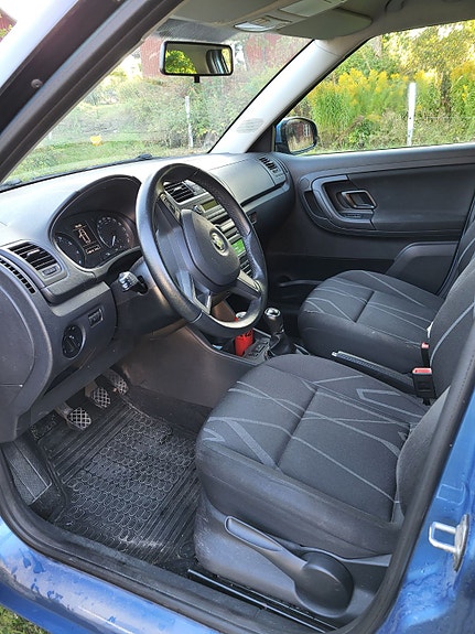 Skoda Fabia 2 of 4
