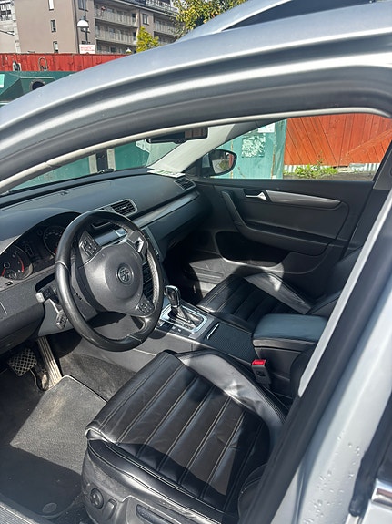 Volkswagen Passat 5 of 6
