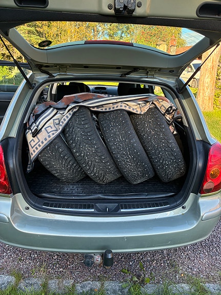 Toyota Avensis 9 of 9
