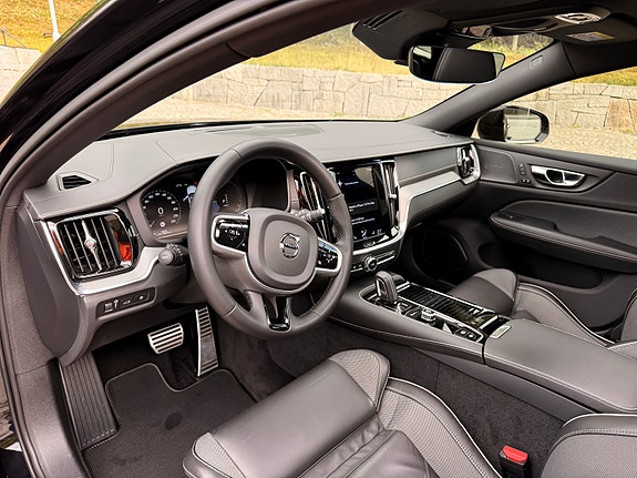 Volvo V60 6 of 9