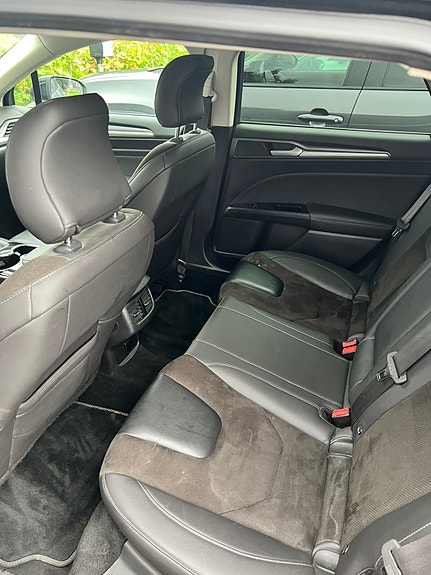 Ford Mondeo 5 of 7