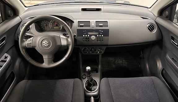 Suzuki Swift 6 of 8