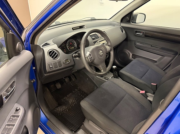 Suzuki Swift 4 of 8