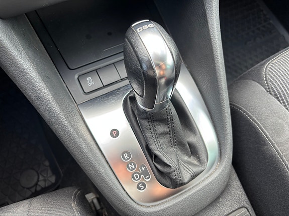 Volkswagen Golf VI 13 of 13