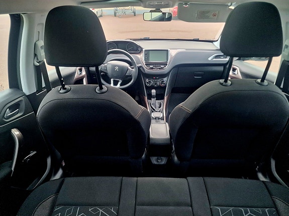 Peugeot 2008 15 of 25