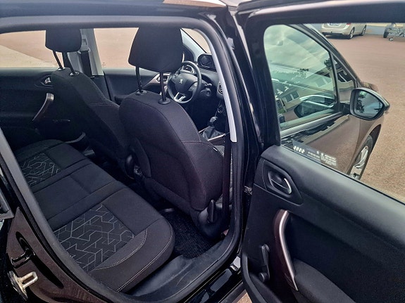 Peugeot 2008 12 of 25