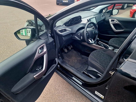 Peugeot 2008 9 of 25