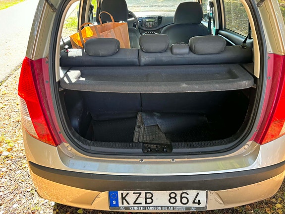 Hyundai i10 7 of 8