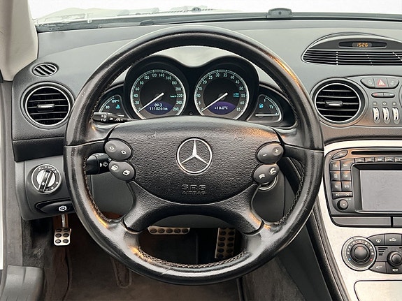 Mercedes-Benz SL500 10 of 30