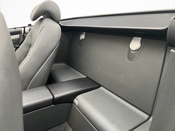 Mercedes-Benz SL500 17 of 30