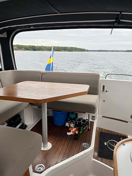 Aquador 27 HT 2 of 6