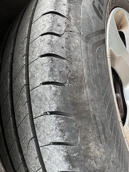 Volvo XC70 12 of 14