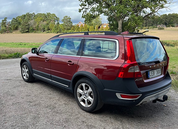 Volvo XC70 4 of 14