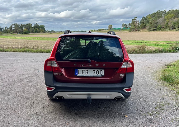 Volvo XC70 5 of 14
