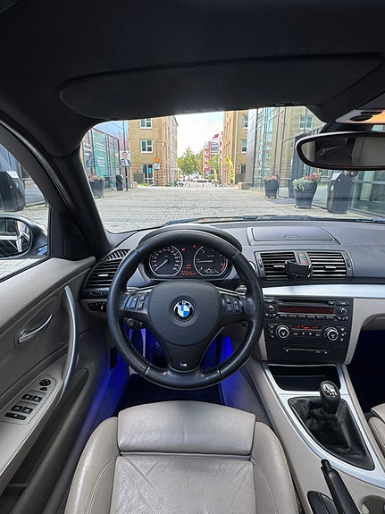 BMW 120d 10 of 12