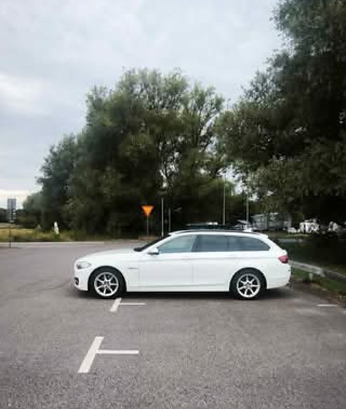 BMW 520d 5 of 6