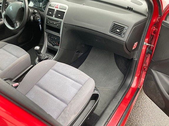 Peugeot 307 16 of 20