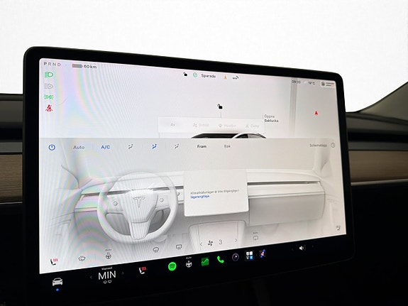 Tesla Model 3 21 of 30