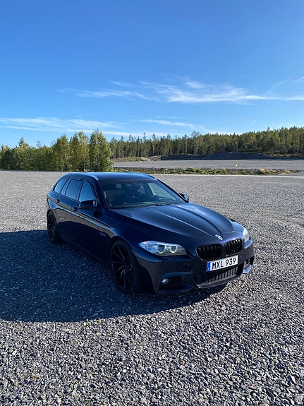 BMW 520d 2 of 11