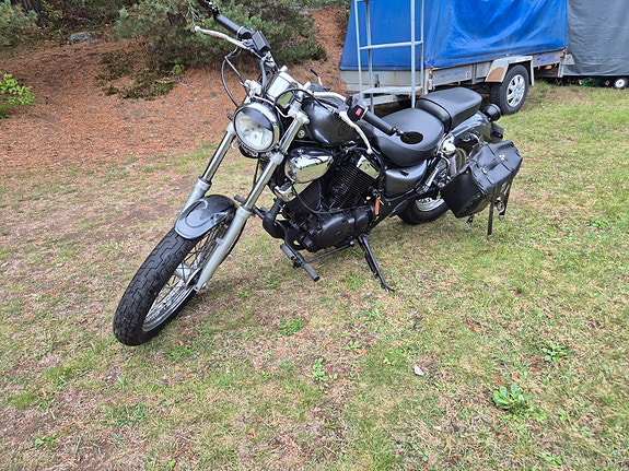 Yamaha XV535 2 of 3