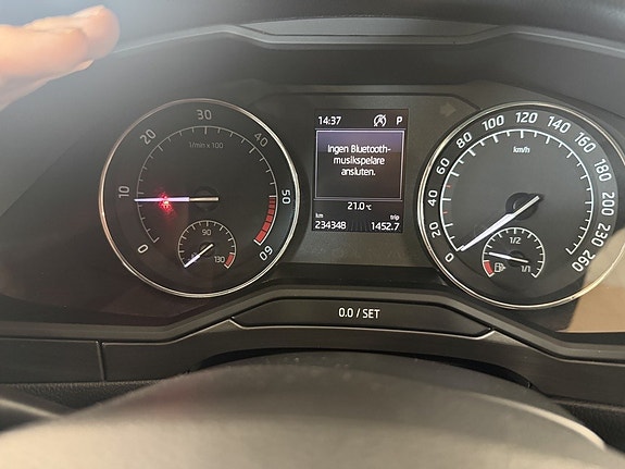 Skoda Superb 10 of 12