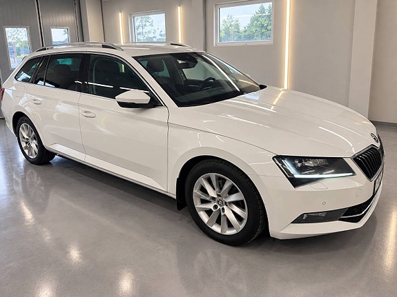 Skoda Superb 3 of 12