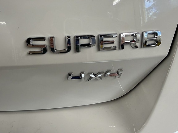 Skoda Superb 6 of 12