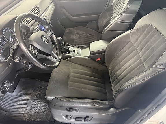 Skoda Superb 7 of 12