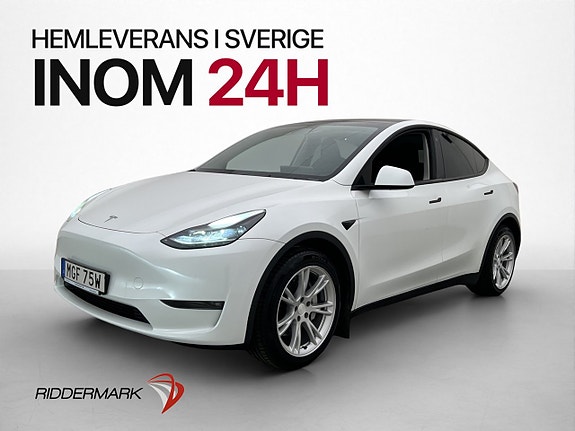 Tesla Model Y 3 of 30
