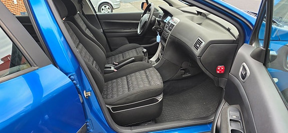 Peugeot 307 8 of 21