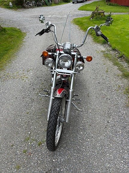 Suzuki Vs800 2 of 4
