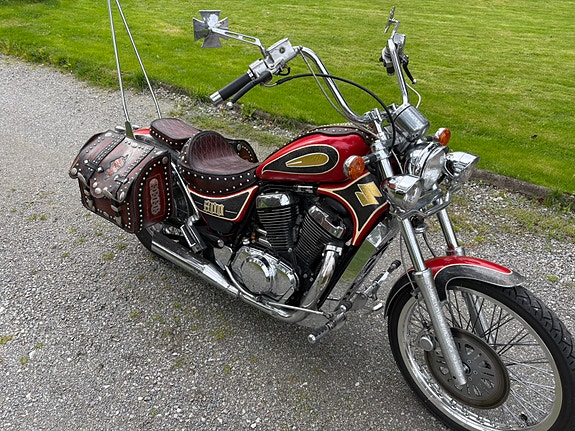 Suzuki Vs800 3 of 4