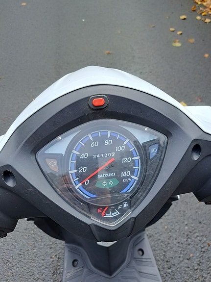 Suzuki ADRESS 110 4 of 6
