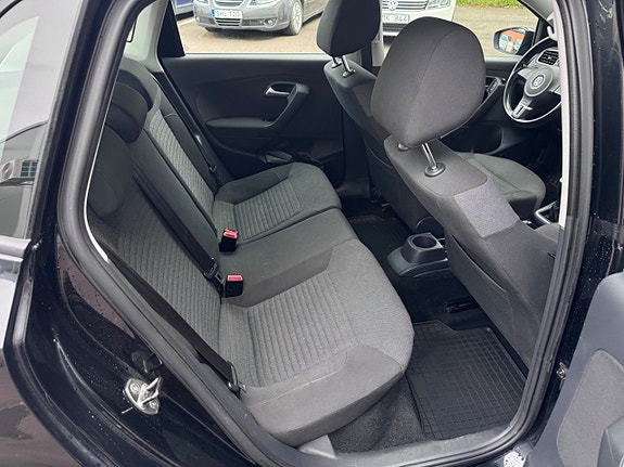 Volkswagen Polo 14 of 14